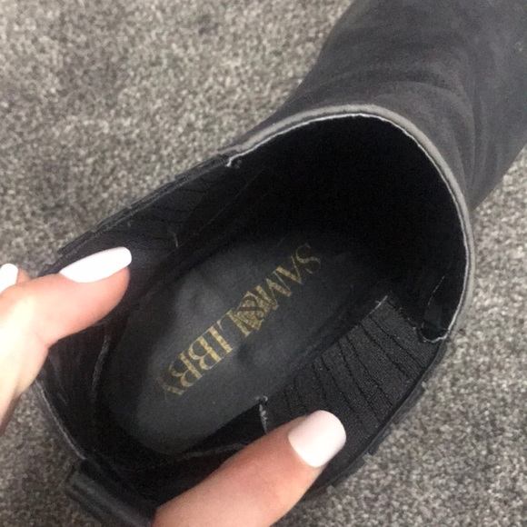 Booties - Picture 3 of 4